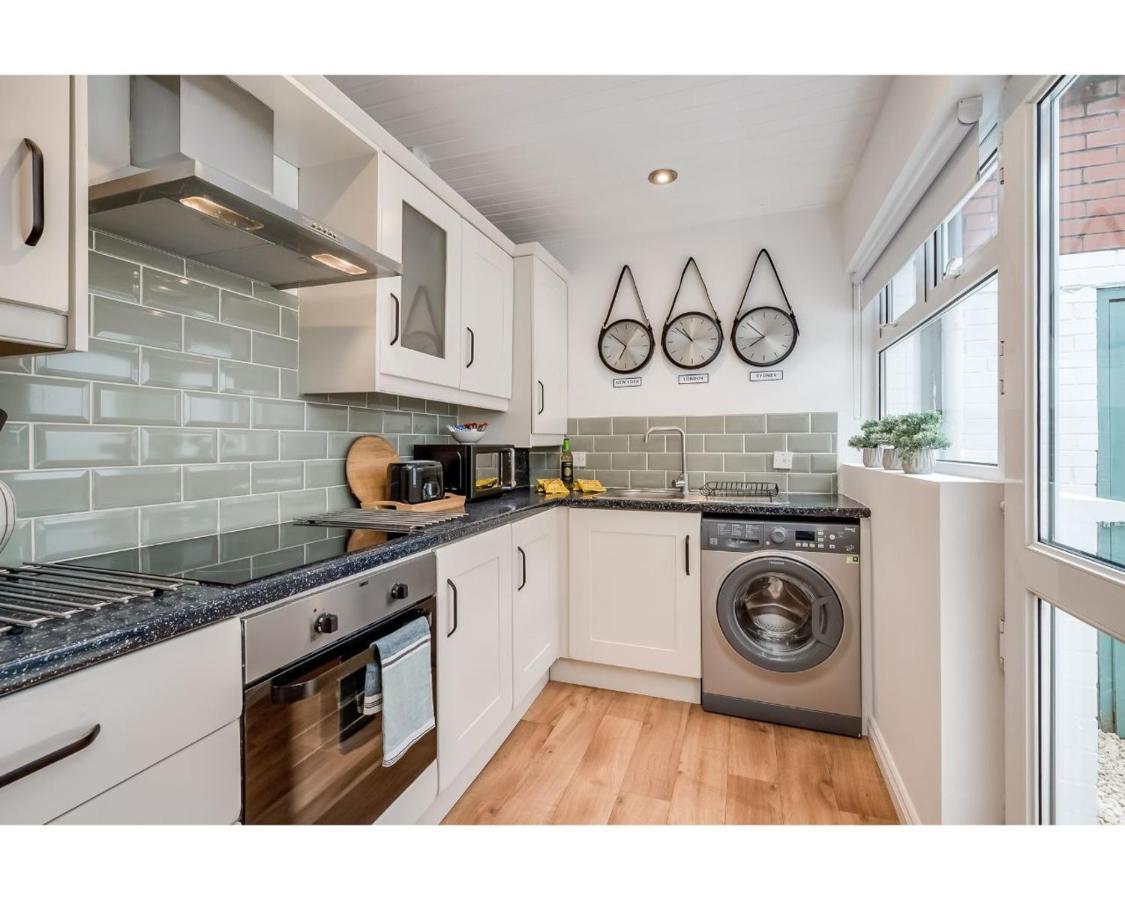 Central Belfast Apartments Belfast Work-Rest-Play R&R Exteriér fotografie