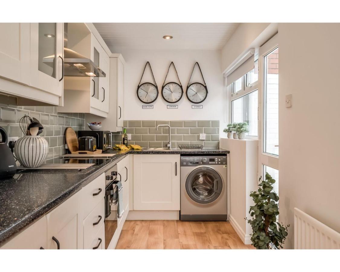 Central Belfast Apartments Belfast Work-Rest-Play R&R Exteriér fotografie
